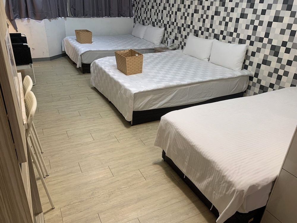 Standard Room (For 6 people)