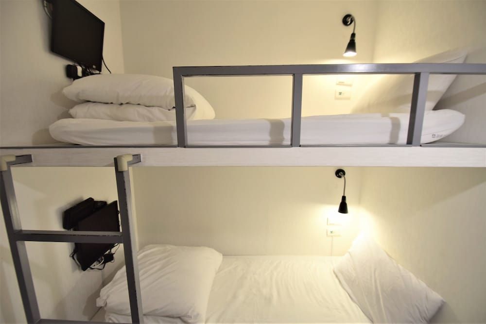 undefined Inn Cube Taipei Main Station 2