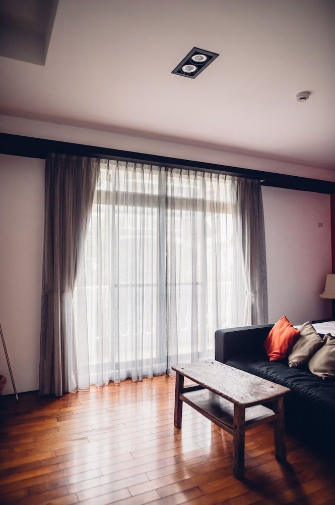 So Art Guesthouse & Hostel Deluxe Double Room 4