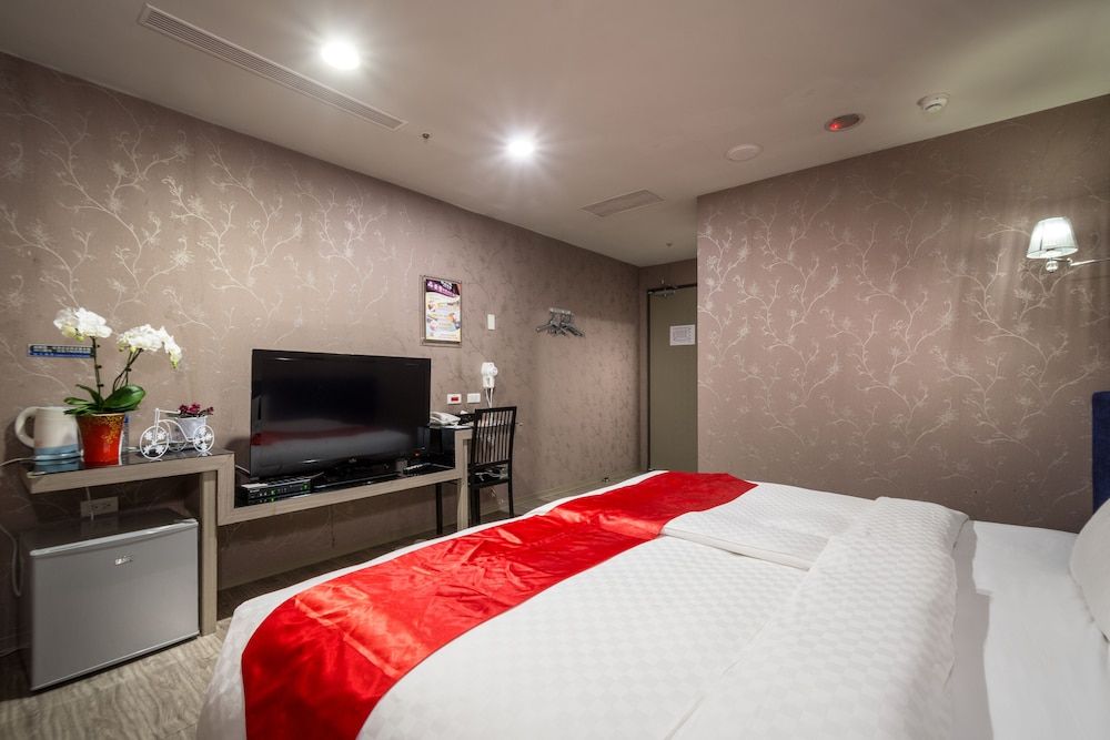 undefined Urban One Hotel 10