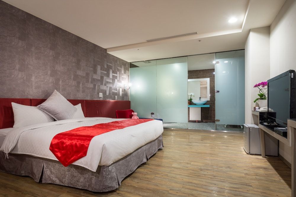 undefined Urban One Hotel 3