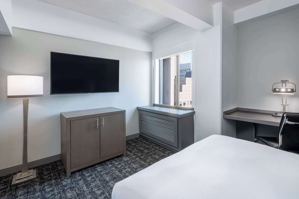 Hilton San Francisco Financial District Room, 1 Double Bed 5