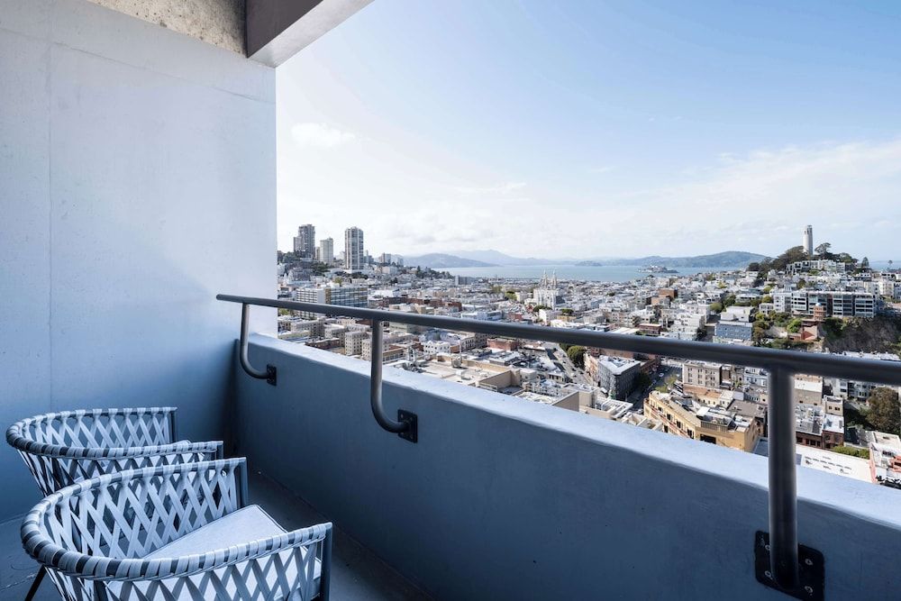 Presidential Suite, 1 King Bed, Balcony, Bay View