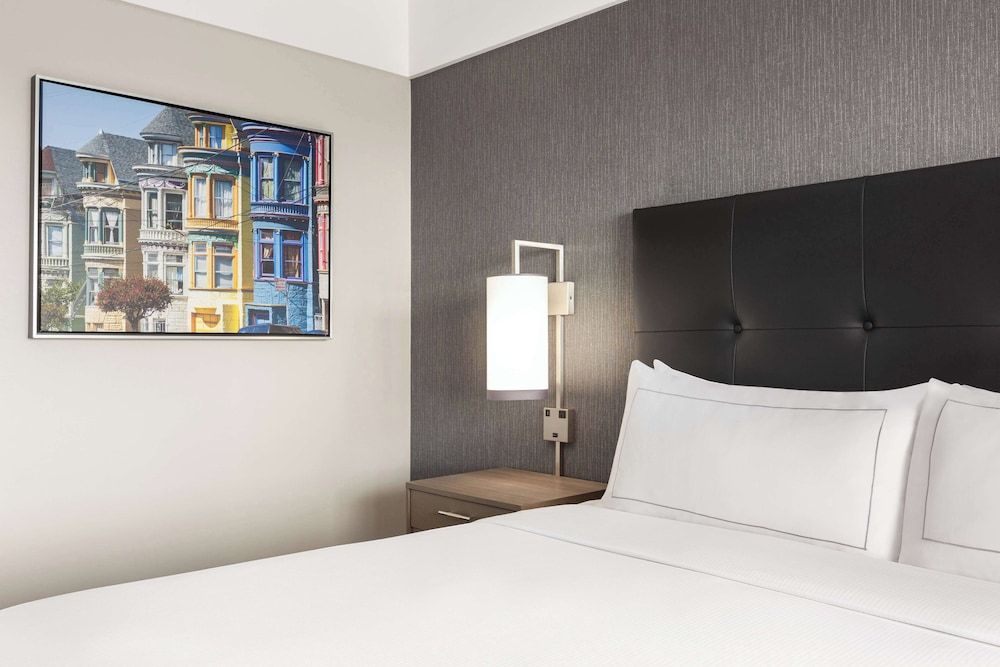 undefined Hilton San Francisco Financial District 10