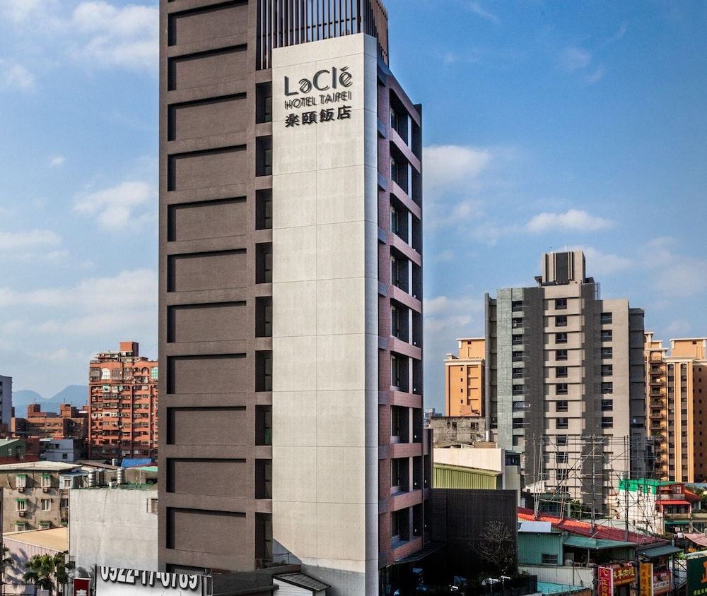 undefined Lacle Hotel - Luzhou Taipei