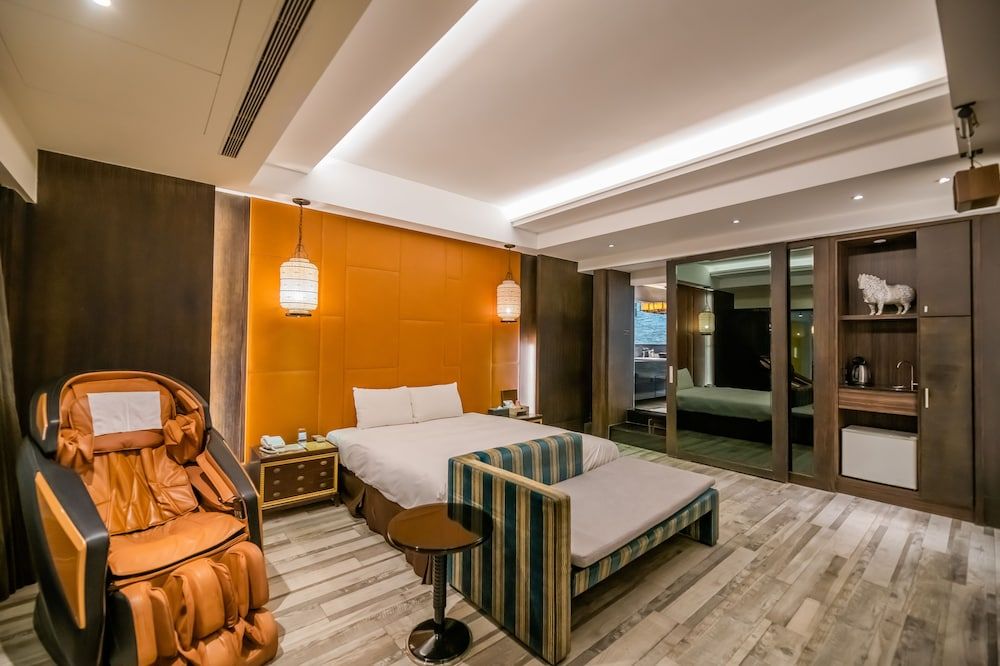 Feng Cai Motel XL-Suite (Check-in after 8PM) 19