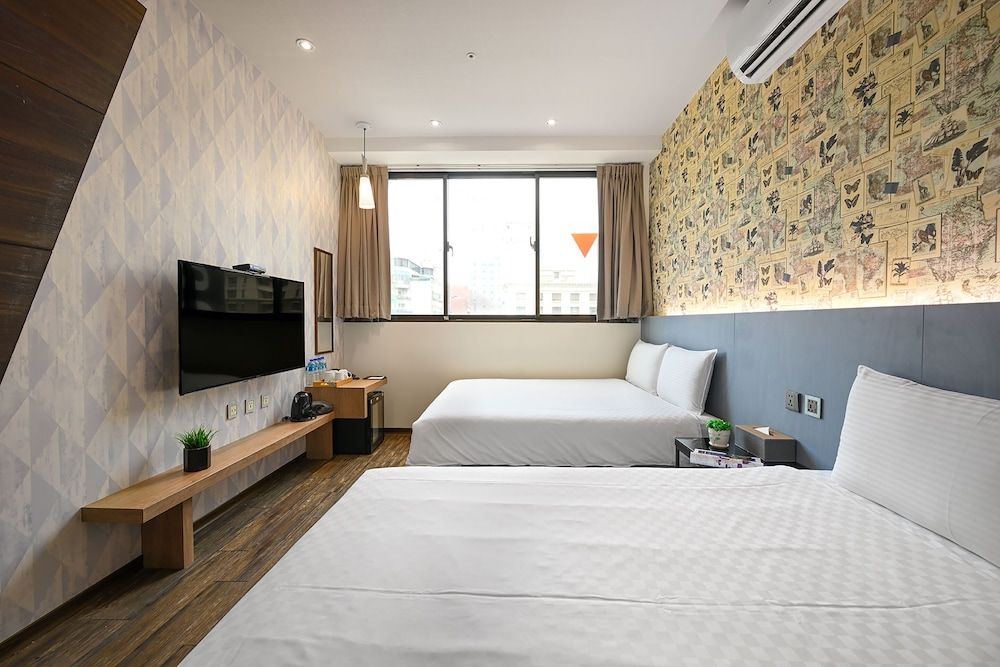 Deluxe Quadruple Room