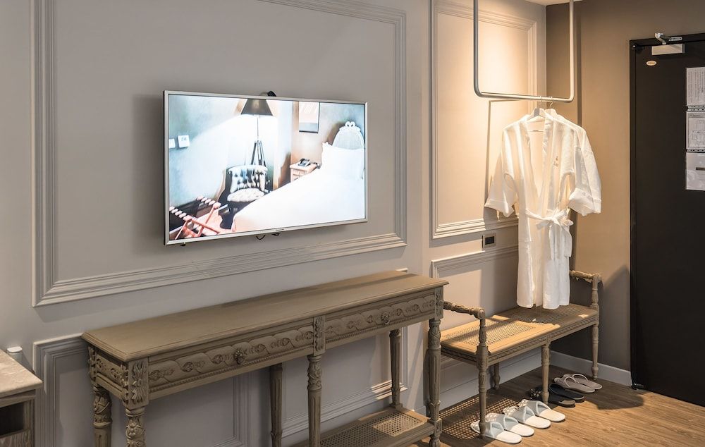 Hotel de Ľeau Classic Double Room 11