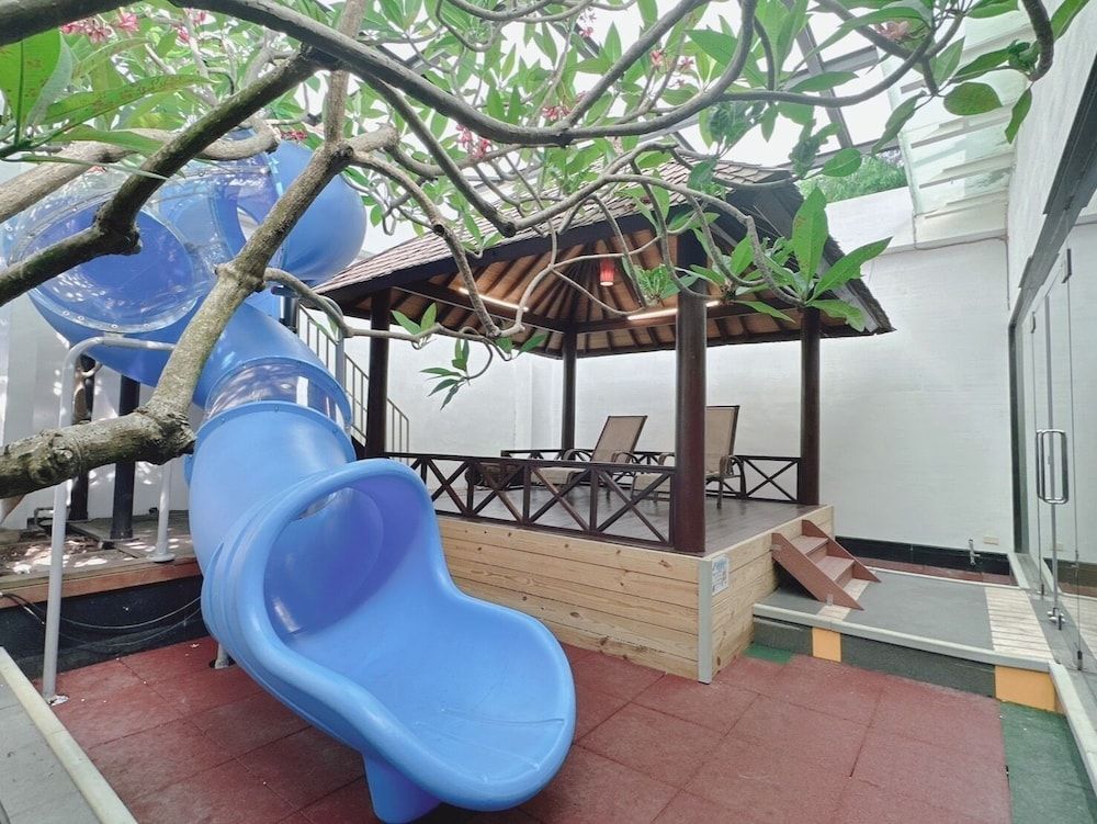 Orient Luxury Villa Motel Presidential Quadruple Room 2