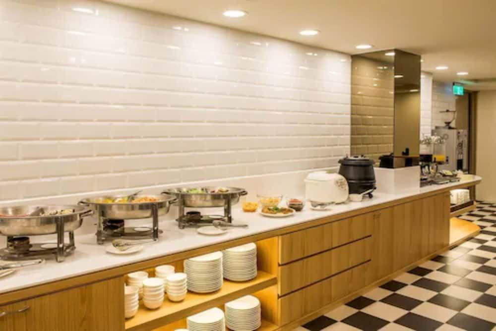 undefined Good Life Hotel 7