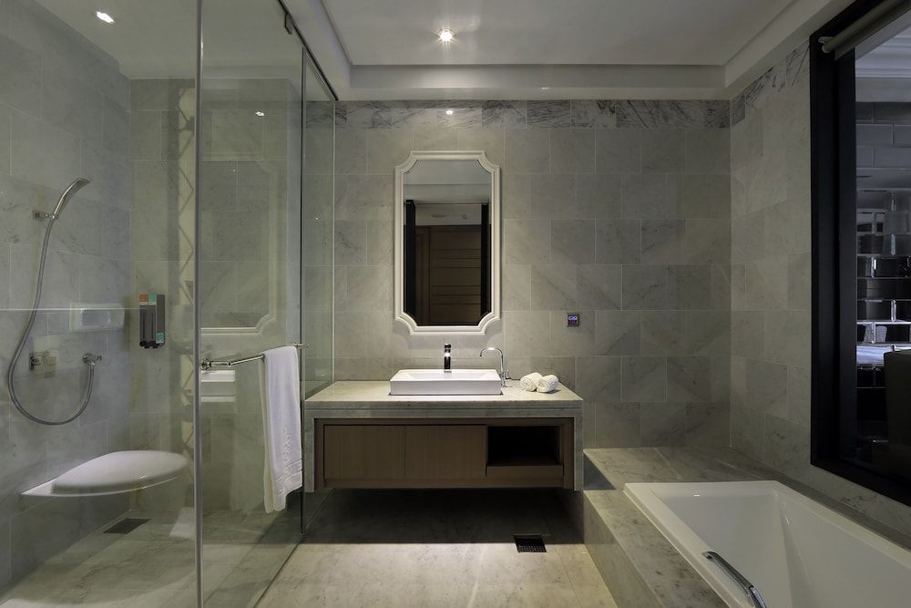 Puli Ease Hotel Deluxe Quadruple Room 5