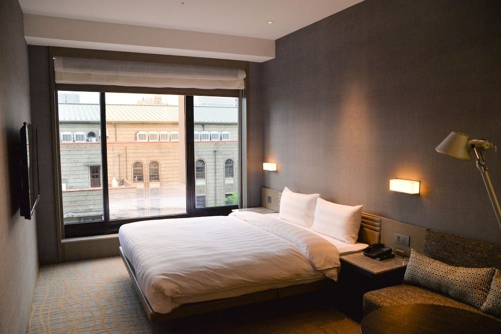 Deluxe Double Room, City View