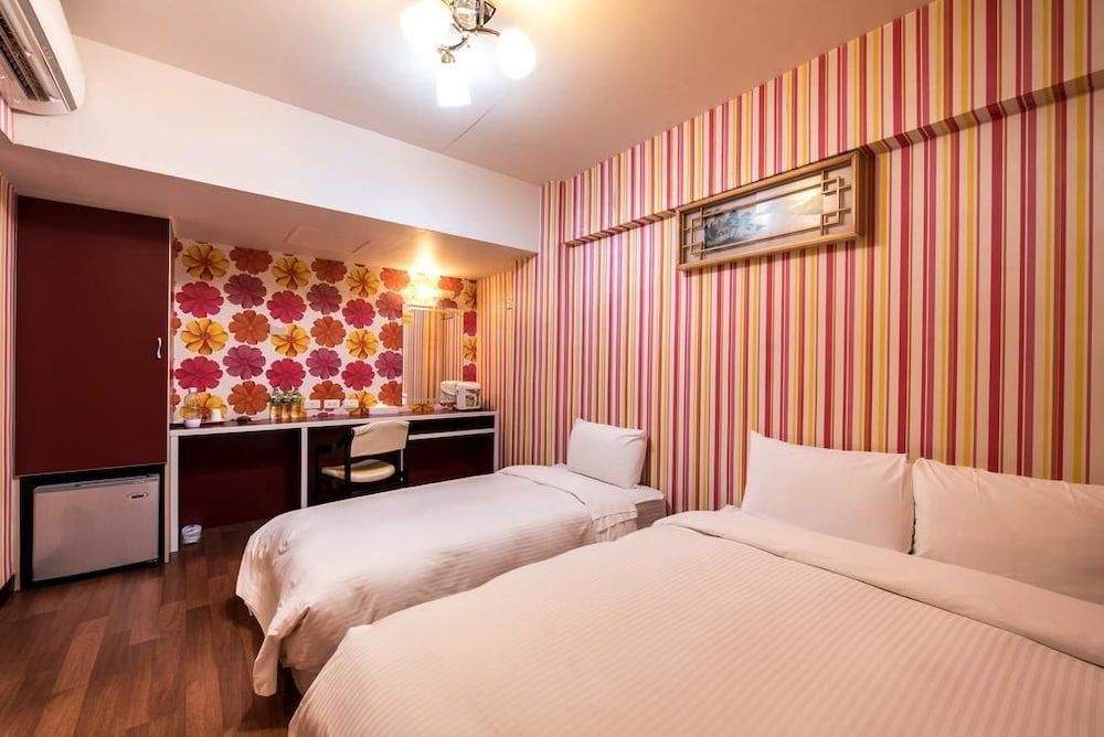 Hotel South Sea Basic Triple Room, Non Smoking, No Windows 3