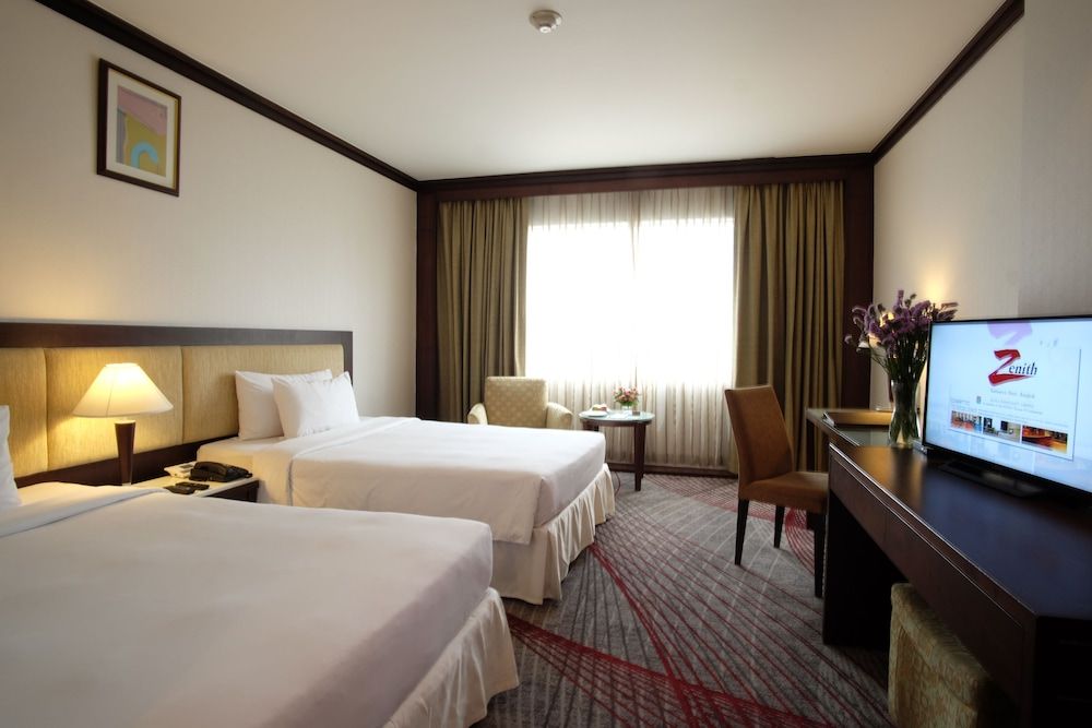Deluxe Room Twin Bed