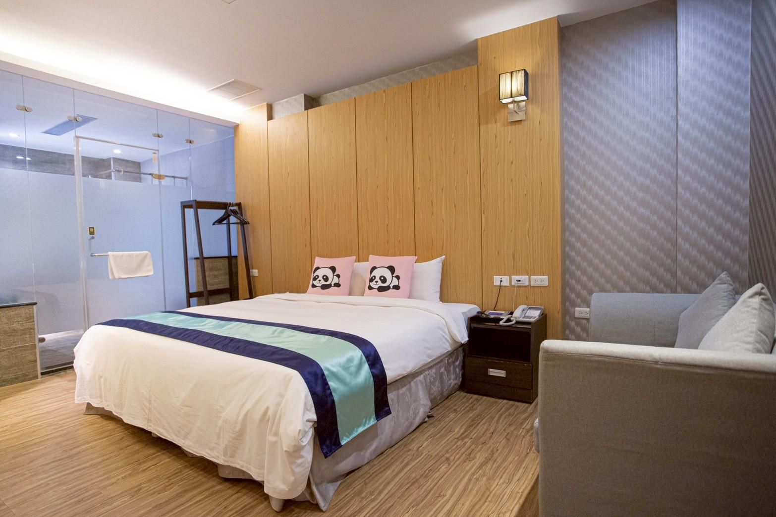 Garden Spring Hotel Standard Double Suite