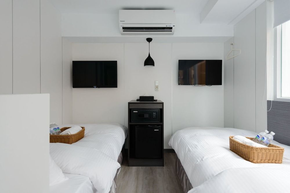 undefined Poshpacker Hotel 10