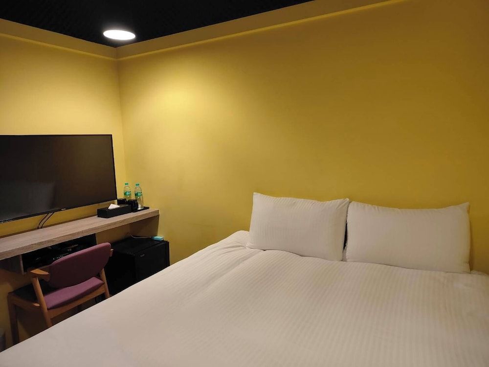 Bon Hotel Taipei Economy Double Room, Ensuite 6