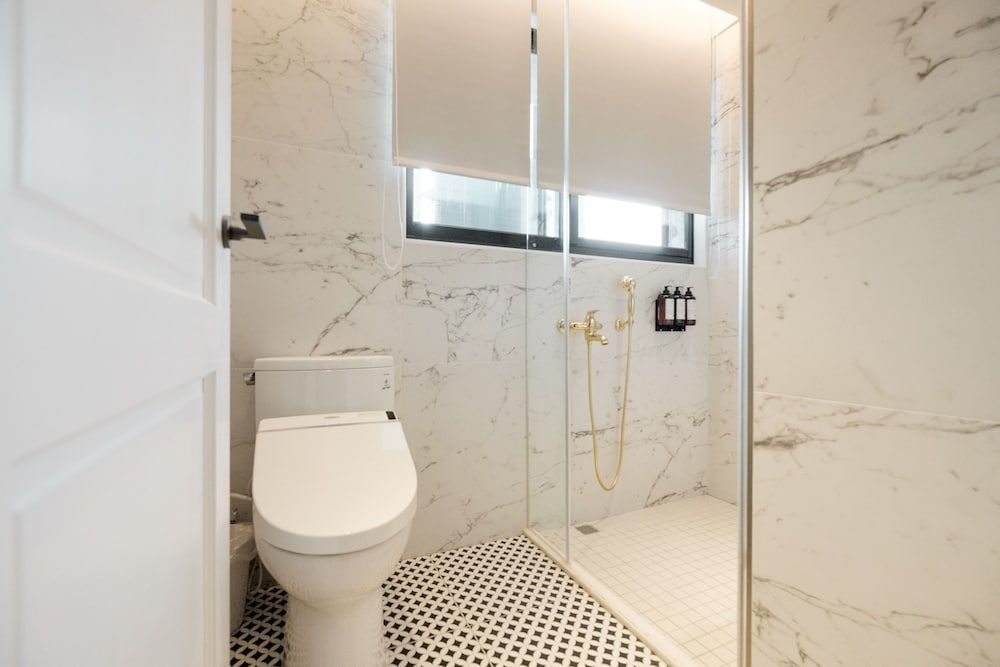 Chez Nous Hotel Taipei Standard Double Room with washlet 11