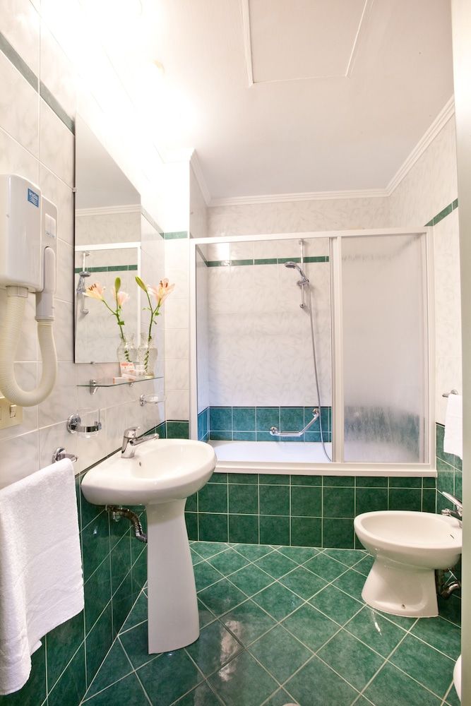 undefined Hotel Patria 8