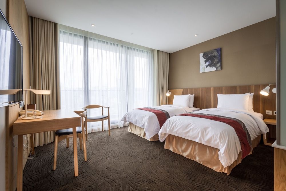 Green World NanGang Hotel Superior Twin Room 6
