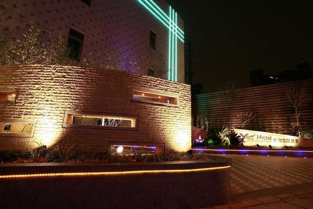 undefined Yes Motel City Resort Paradise 6