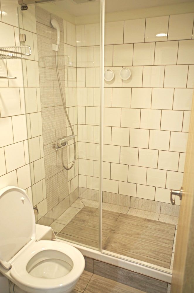 Double Room, Shared Bathroom, Shared Room