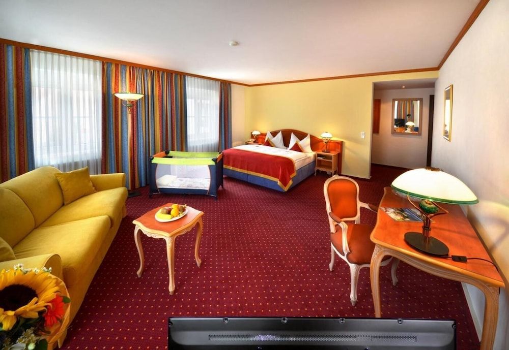 Luitpoldpark Hotel Family Room (4 Persons) 3