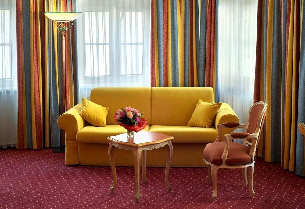 Luitpoldpark Hotel Family Room (4 Persons) 6