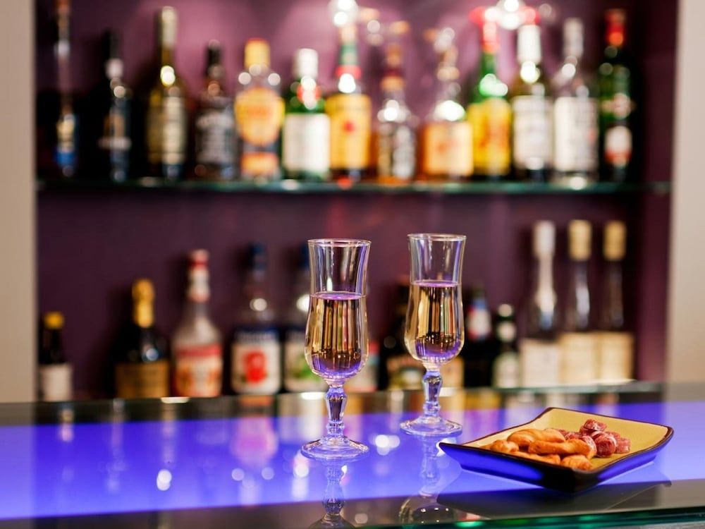 undefined Hotel Harvey 9