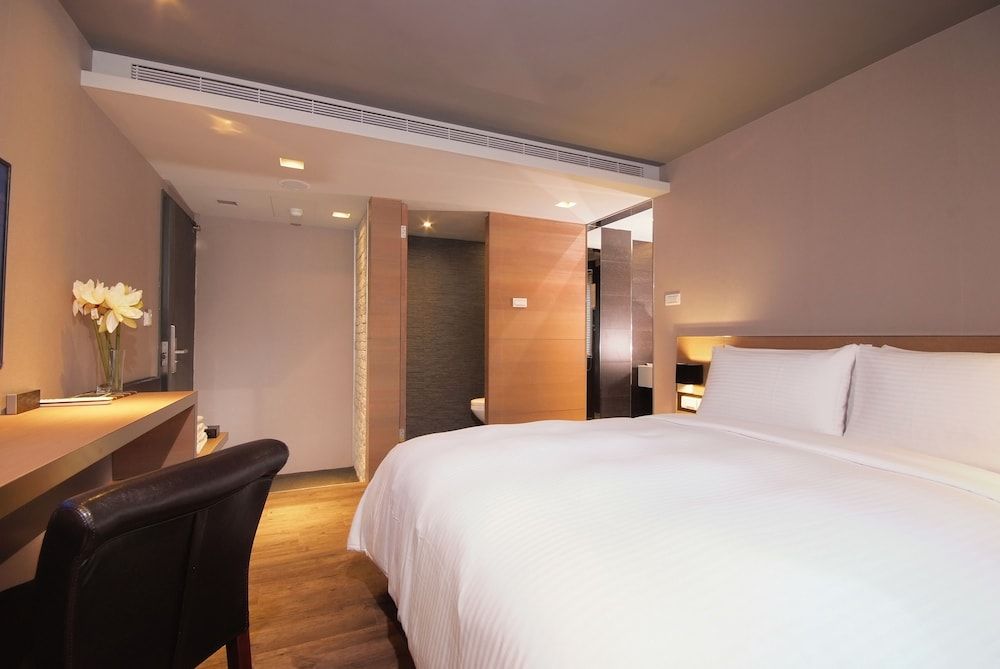 undefined Guest Hotel 8