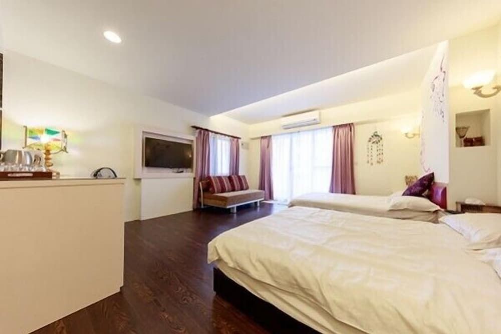 undefined Light Dew Bed and Breakfast 10