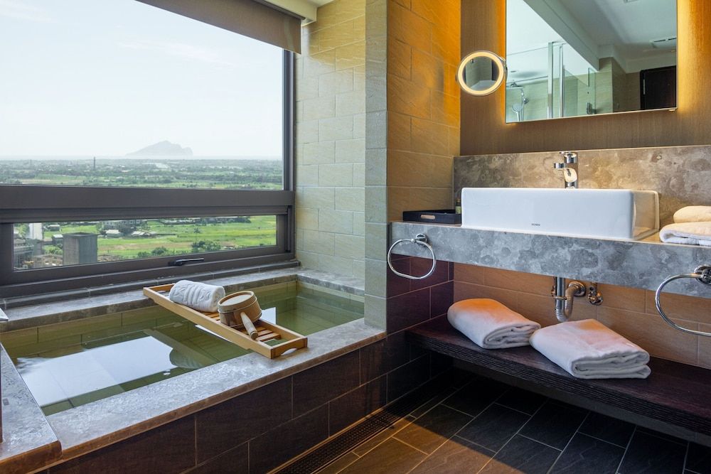 Kilin Hotel, JiaoXi Superior Double Room, City View 5