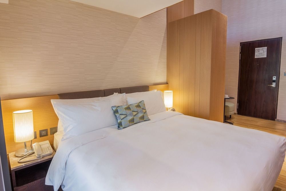 Kilin Hotel, JiaoXi Deluxe Quadruple Room