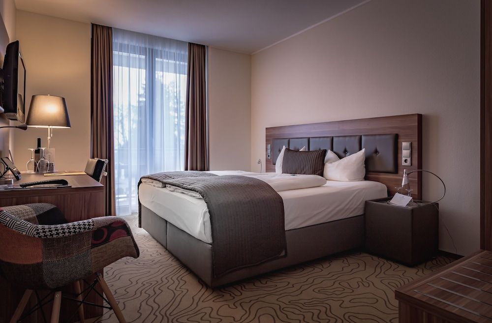 Schlosshotel Bad Wilhelmshöhe Comfort Double Room 3