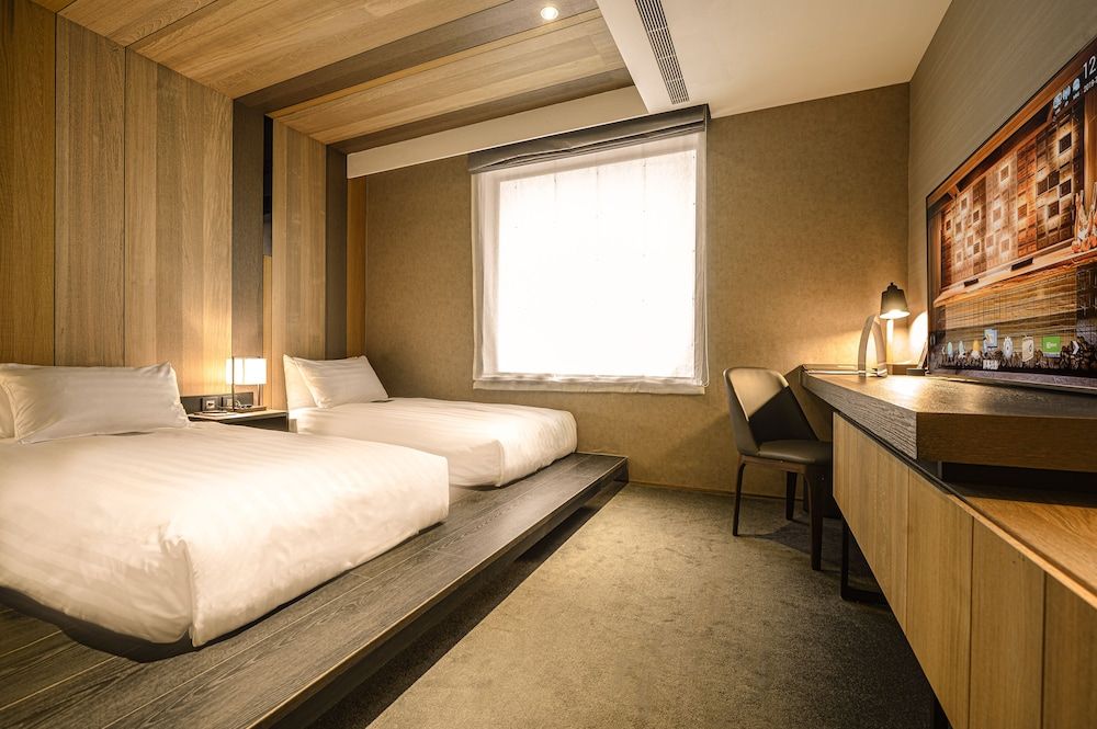 Hotel East Taipei Superior Double or Twin Room, Bathtub 6