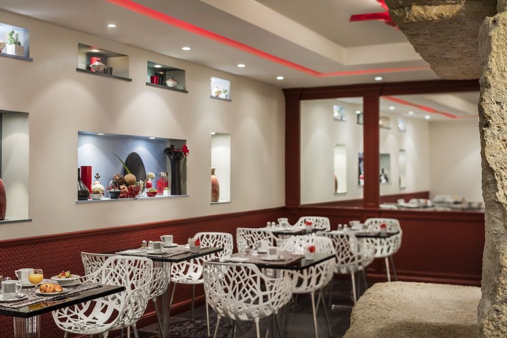 undefined Hotel Louvre Saint Honoré 8