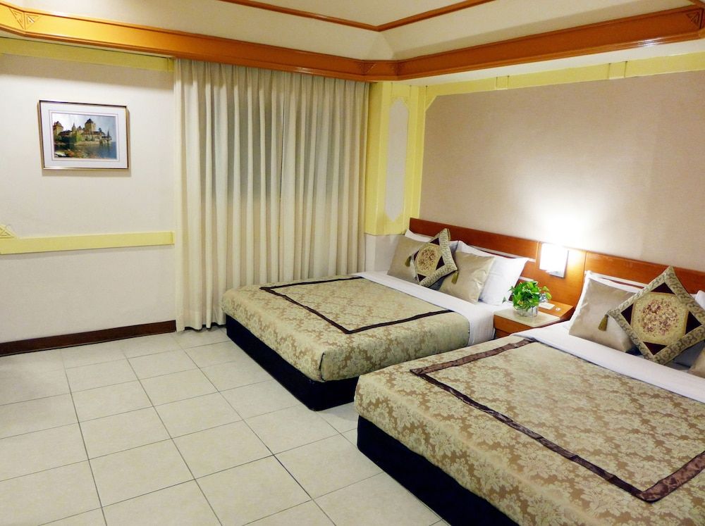 Hua Guo Hotel Family Quadruple Room 2