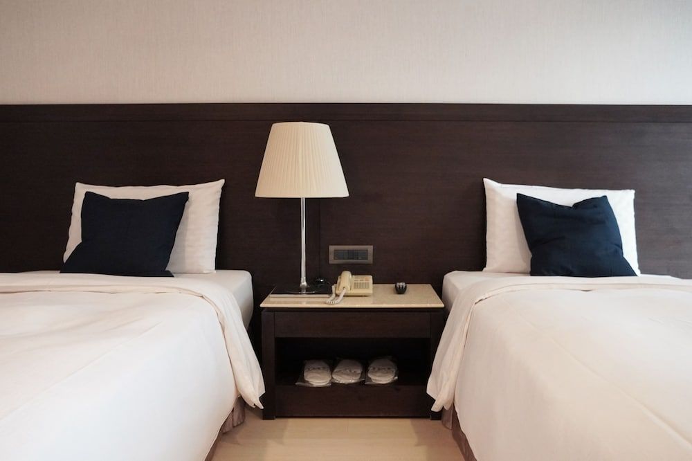 Talmud Hotel Kaohsiung LoveRiver Standard Triple Room