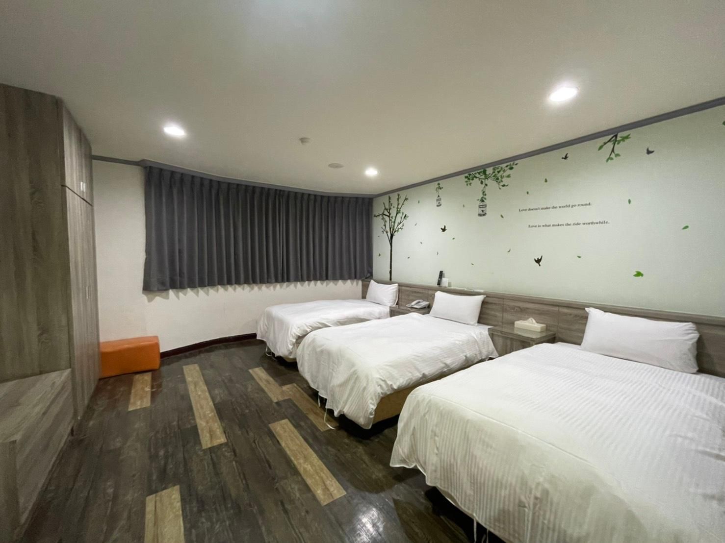 Triple Room