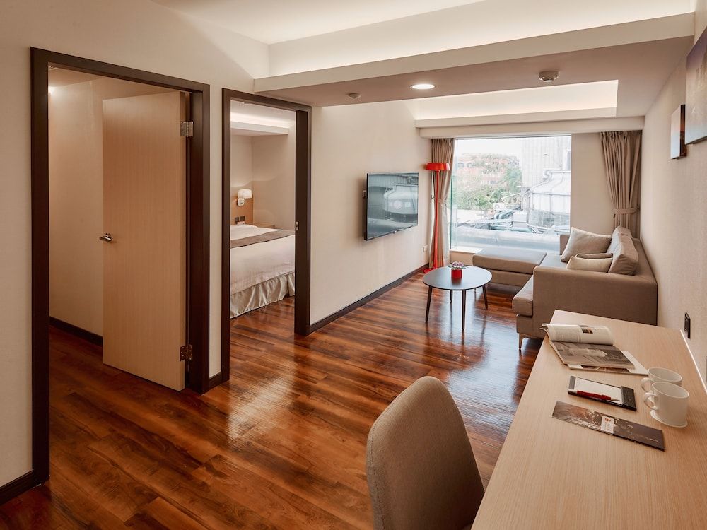 undefined Eastin Taipei Hotel 2
