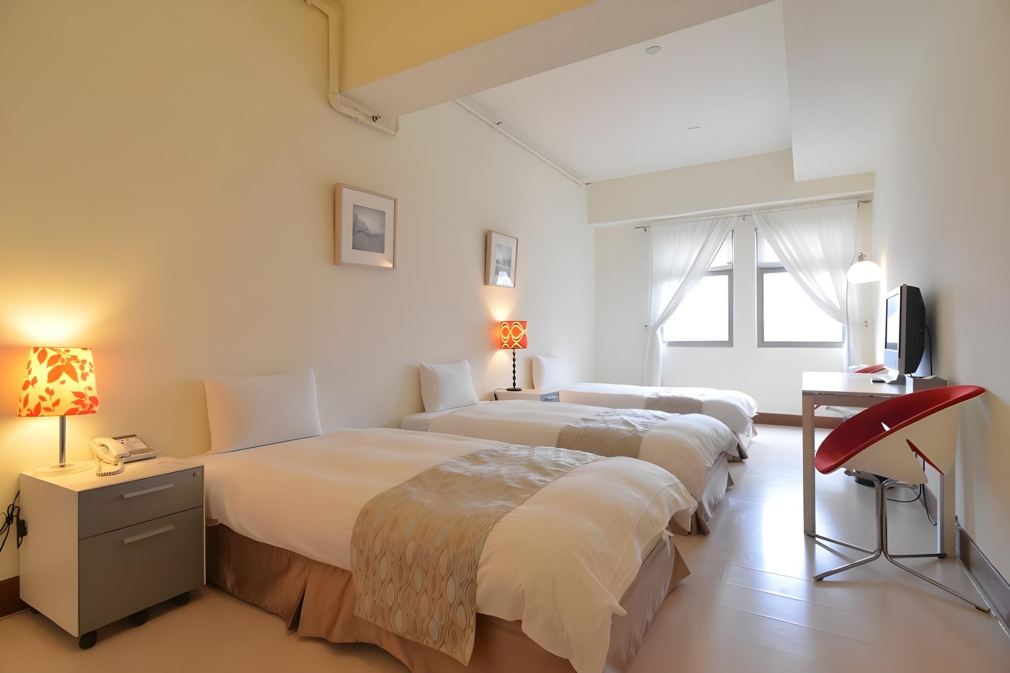 undefined Yago Lodge 6