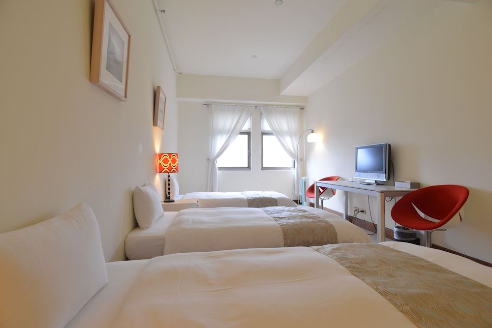 undefined Yago Lodge 7