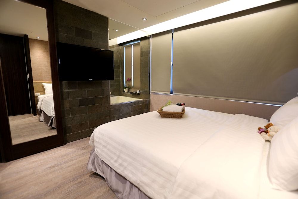 Double Room (Yard View)
