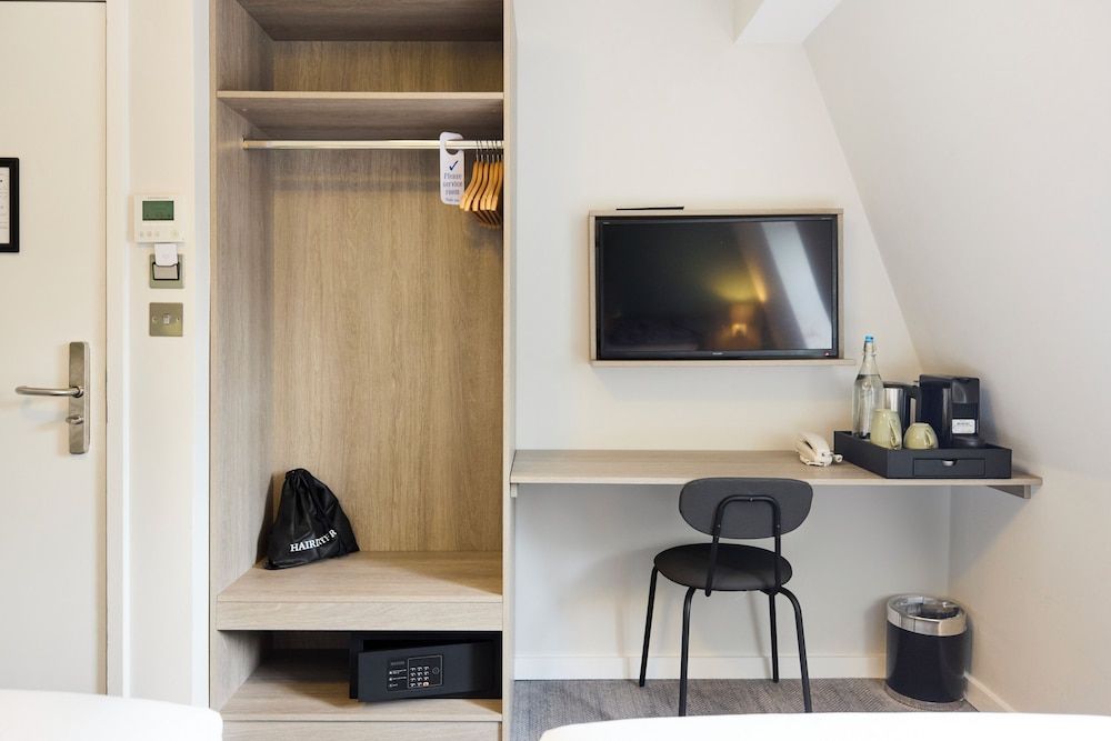 Prince William Hotel Double Room 6