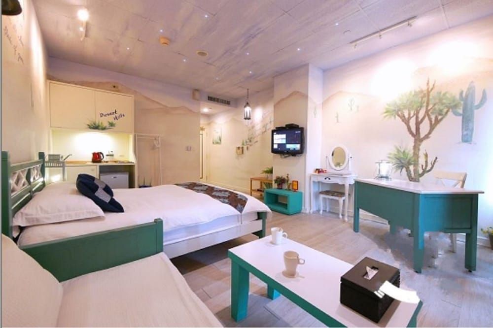 85 Cape Suites Double Room, Sea View 8