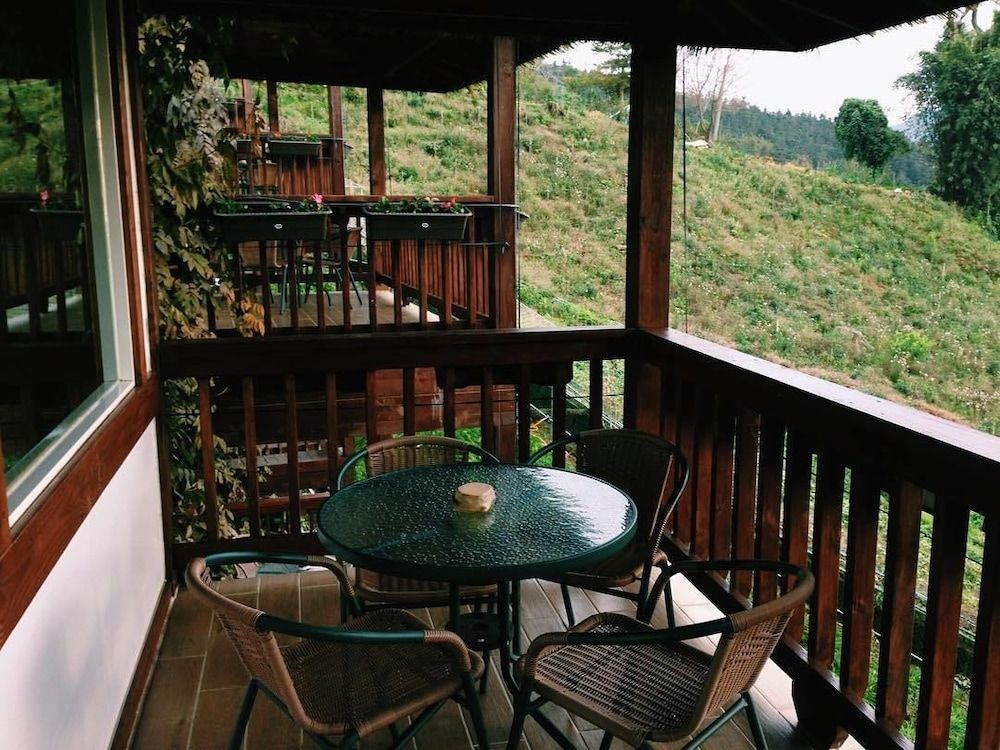 Applause In The Mountain Family Chalet 2