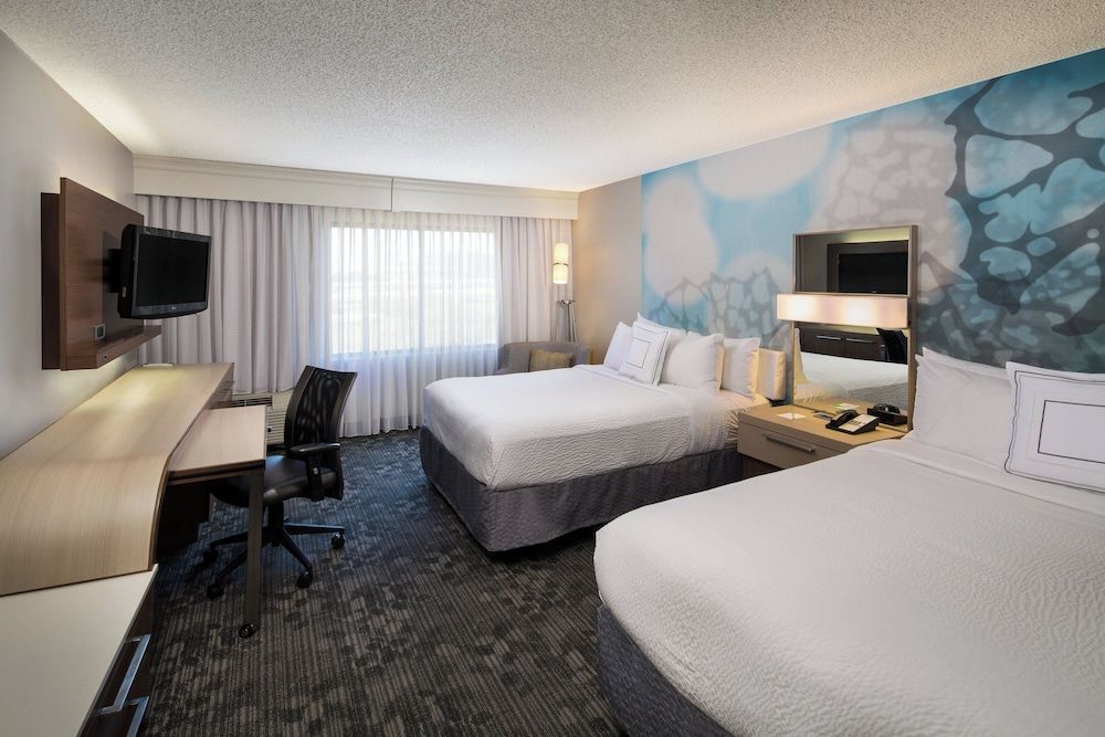 Room, 2 Queen Beds, Non Smoking