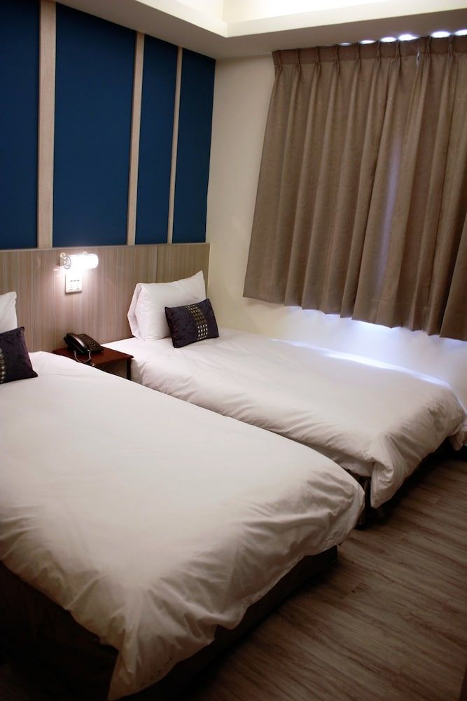 Prince To Travel Hotel Standard Twin Room 5