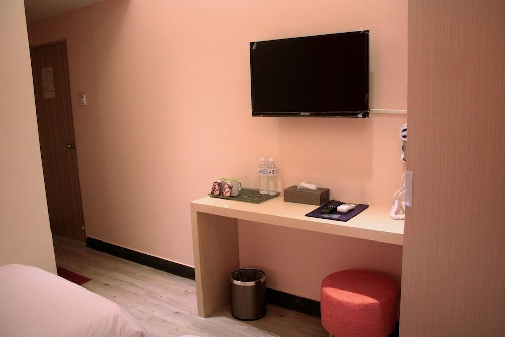 Prince To Travel Hotel Standard Twin Room 9