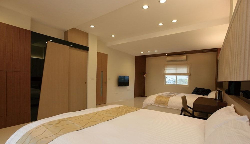 DeepDitch B&B Standard Quadruple Room 5